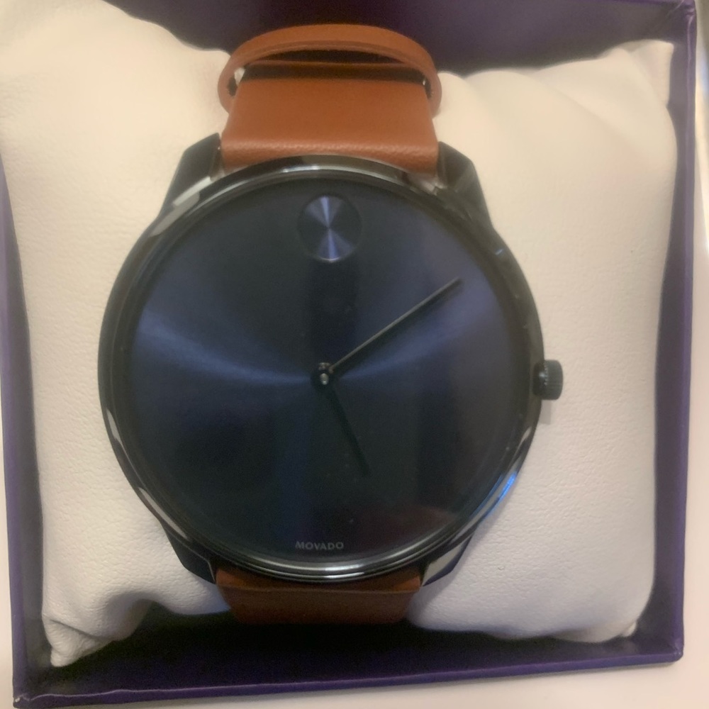 Movado bold watch !!!💫💫💫